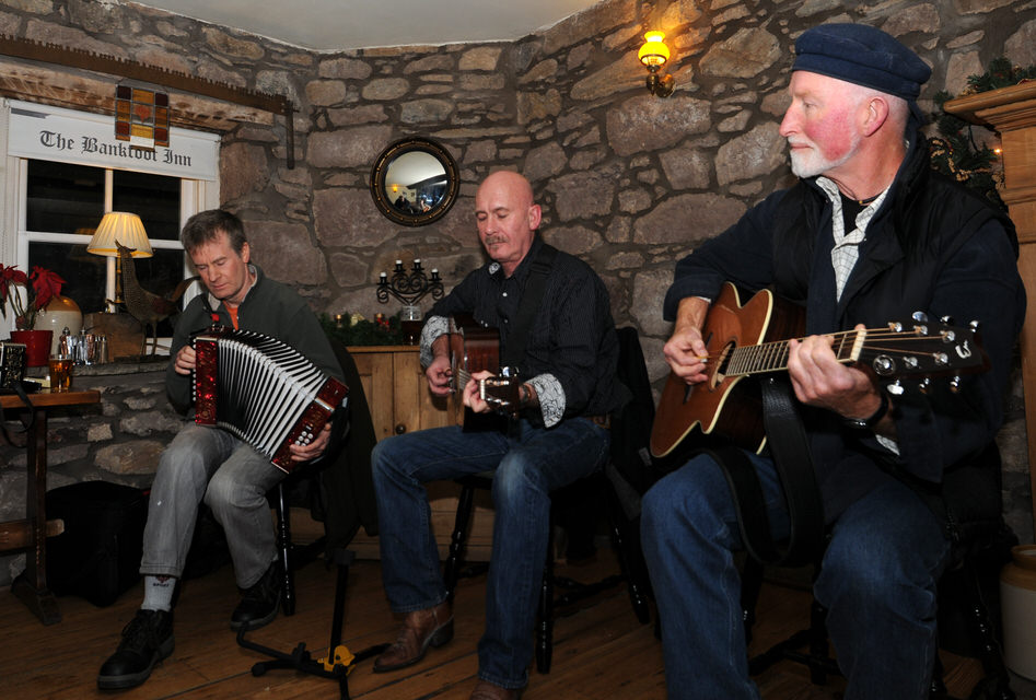 Fraser Nimmo playing at the Bankfoot Inn